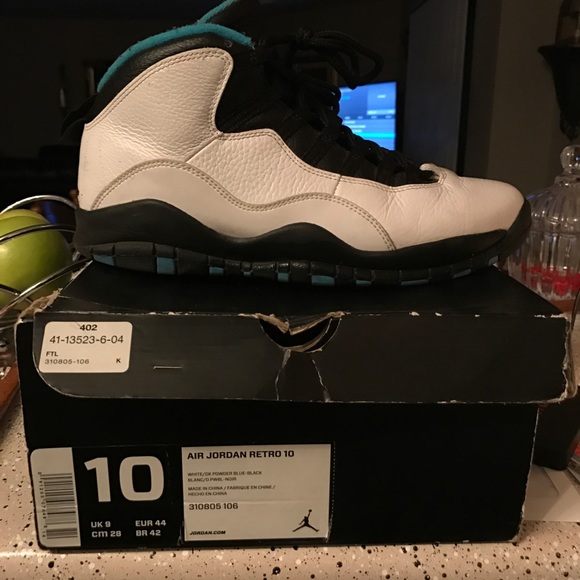 Jordan 2s and powder blue 10s - Picture 2 of 7